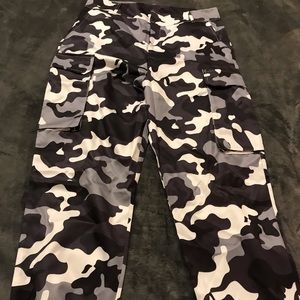 Woman’s black camo pants